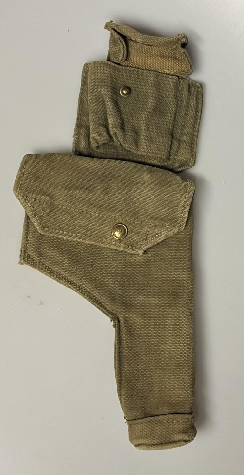 WW2 British, 1937 Pattern Webbing Pistol and Ammunition Pouch, 1943.