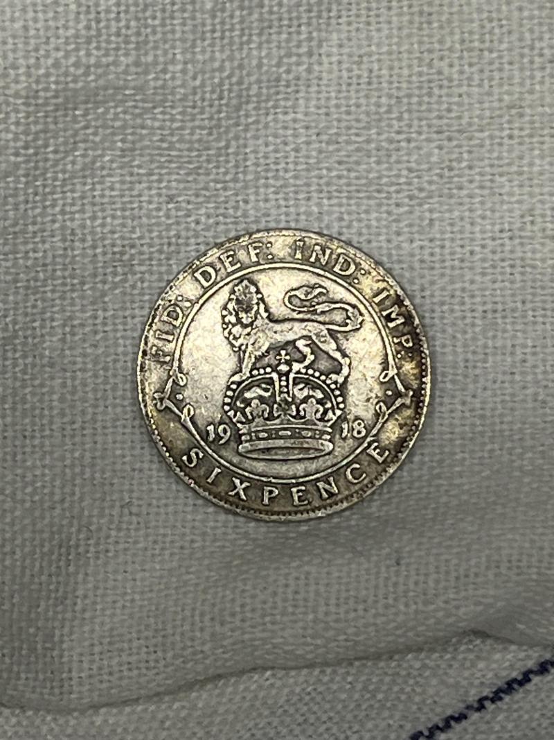 WW1, British, Silver SIXPENCE, 1918.