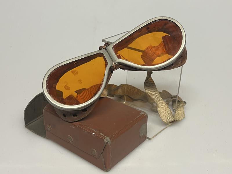WW2 British, Orange Tinted Goggles with Storage Box.