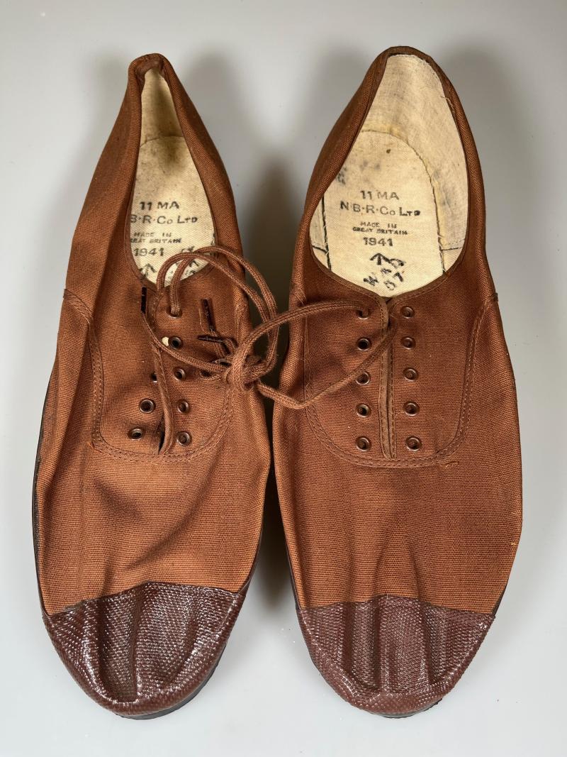 WW2 British, Shoes, Canvas (PT), Plimsolls, 1941.